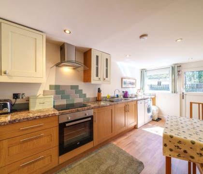 Bramble Cottage - Gosforth, Lake District - Kitchen