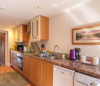 Bramble Cottage - Gosforth, Lake District - Kitchen