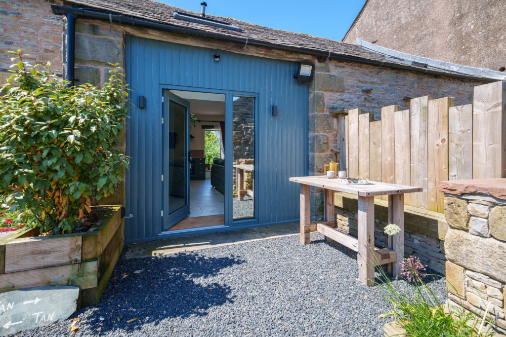 Yan Apartment - Amma Barns, Shap - Outside