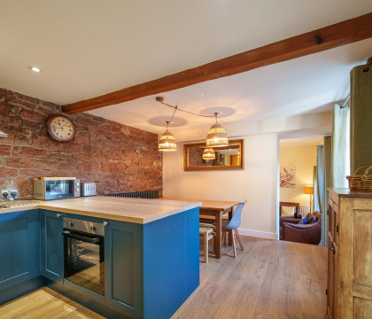 2 Eden Grove Cottages - Modern Kitchen